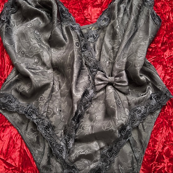 Victoria’s Secret Satin and Lace Wrap Teddy - Picture 9 of 14